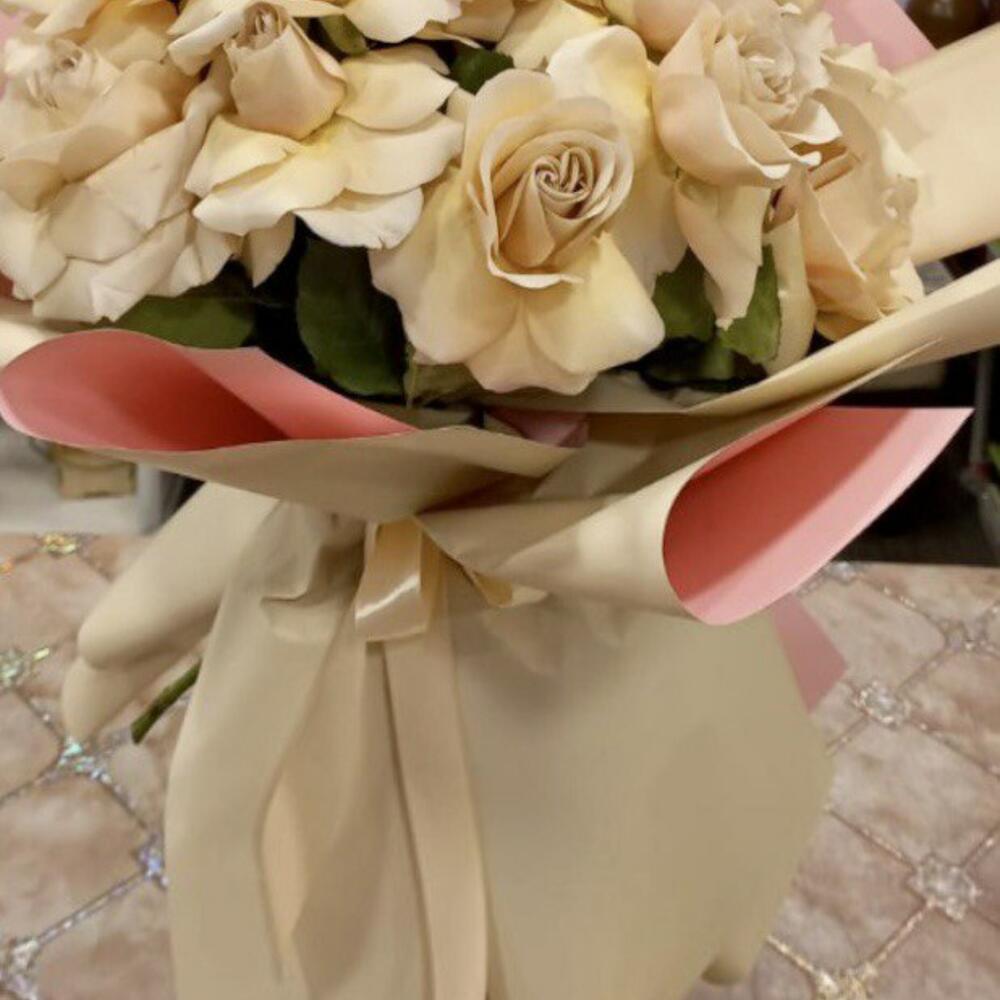 розы Viver и Ферреро